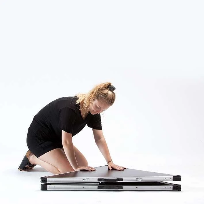 Isabella Hoek Campingkast Isabella Hoek Campingkast -Kampeerwereld Winkel 39636 isabella opvouwbare hoekkast