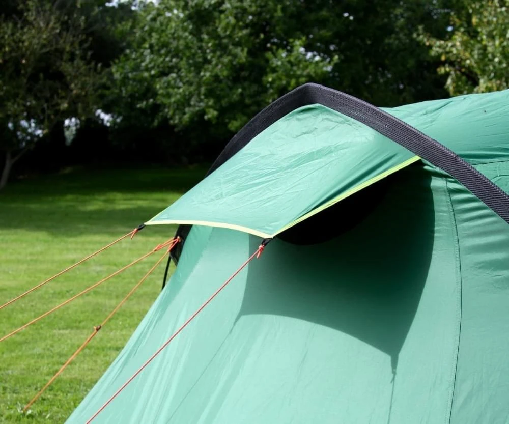 Coleman Chimney Rock 3 Plus / 3 Persoons Tunneltent - Groen Coleman Chimney Rock 3 Plus / 3 Persoons Tunneltent - Groen -Kampeerwereld Winkel 41102 coleman chimney rock 3 plus 3 persoons tent