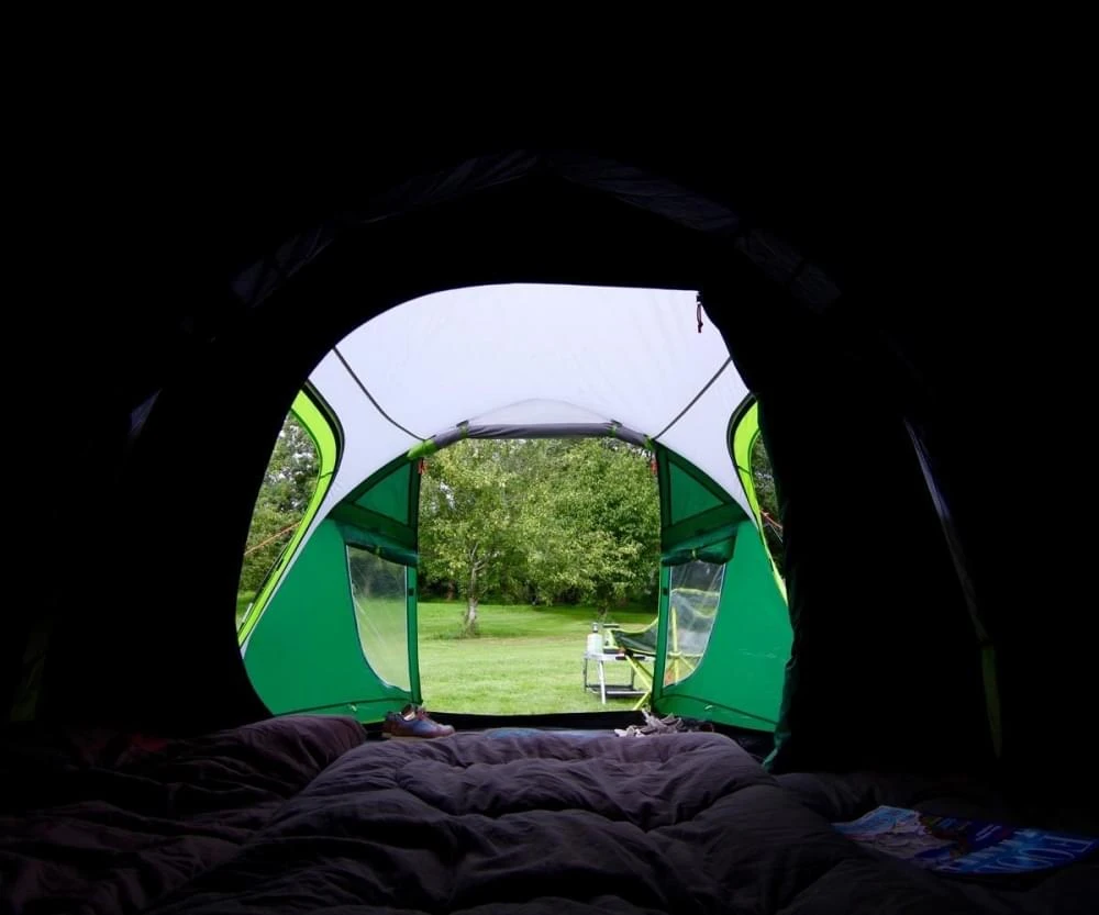 Coleman Chimney Rock 3 Plus / 3 Persoons Tunneltent - Groen Coleman Chimney Rock 3 Plus / 3 Persoons Tunneltent - Groen -Kampeerwereld Winkel 41104 coleman chimney rock 3 plus 3 persoons tent