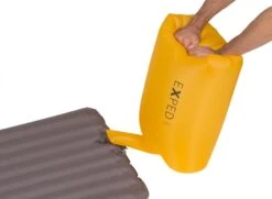 Exped MegaMat Lite 12 LXW Slaapmat Rood -Kampeerwereld Winkel 68707 exped megamat lite 12 lxw slaapmat