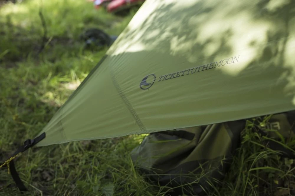 Ticket To The Moon Hangmat Tarp - Groen Ticket To The Moon Hangmat Tarp - Groen -Kampeerwereld Winkel 69050 ticket to the moon hangmat tarp