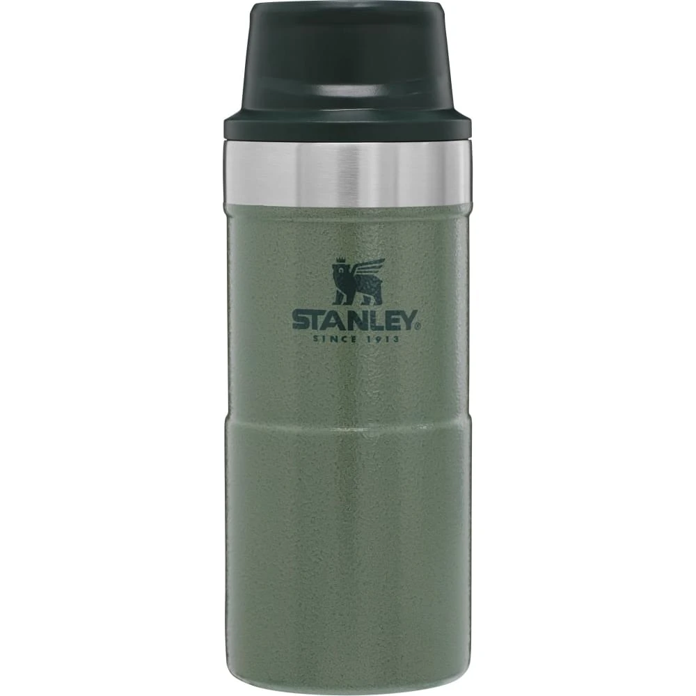 Stanley The Trigger-Action Travel Mug 0.35L Groen Stanley The Trigger-Action Travel Mug 0.35L Groen -Kampeerwereld Winkel 73125 stanley the trigger action travel mug 035l hammertone green