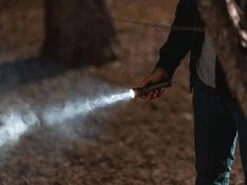 Nebo Franklin Pivot Oplaadbare Zaklamp -Kampeerwereld Winkel 81509 nebo franklin pivot oplaadbare zaklamp