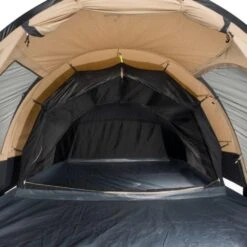 Safarica Blackhawk 220 TC / 3 Persoons Tent Beige -Kampeerwereld Winkel 97924 safarica blackhawk 220 tc 3 persoons tent